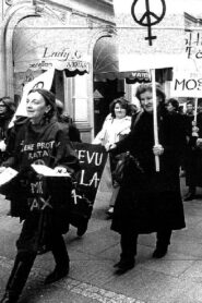 Women in Black 1997 one on netflix