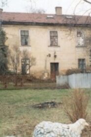 Une maison à Prague 1998 one on netflix