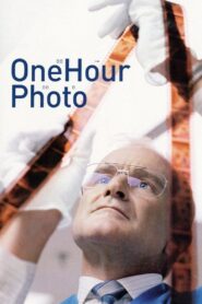 One Hour Photo 2002 one on netflix