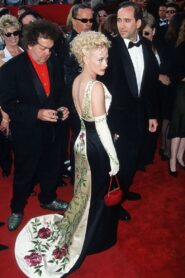 Inside the Golden Statue 1998 one on netflix