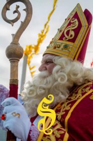 Hij komt, hij komt, … intrede van de Sint 2023 one on netflix