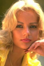 Vanity Fair: Jeanette Starion the Pet of the Year 1990 one on netflix